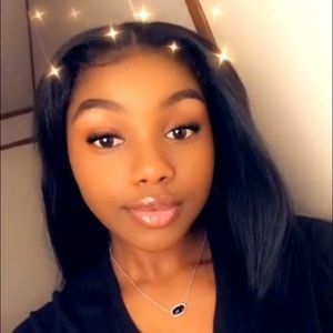 Meet your Posher, Kamyra